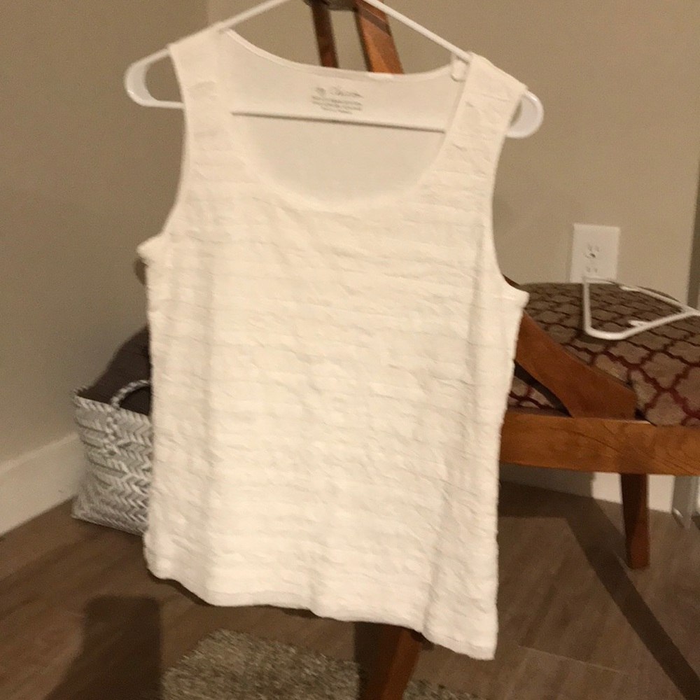 Chico’s sleeveless shirt